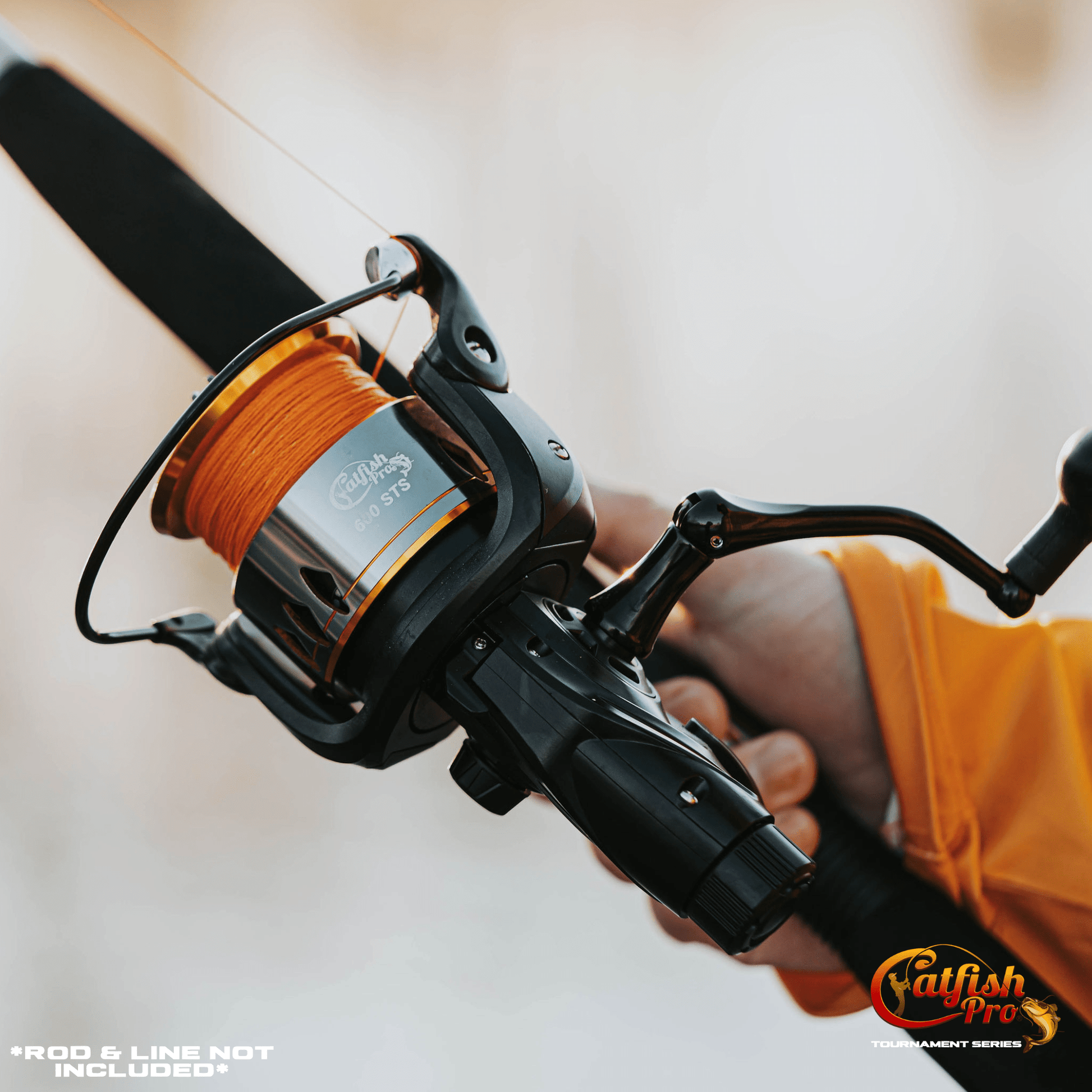 AlphaLife247 600STS Ambidextrous Spinning Reel with front and rear drag system for heavy-duty catfishing.